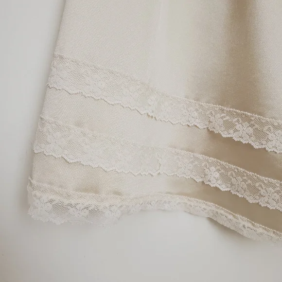 Vintage Champagne & Lace Bloomer Slip Shorts - Picture 4 of 5